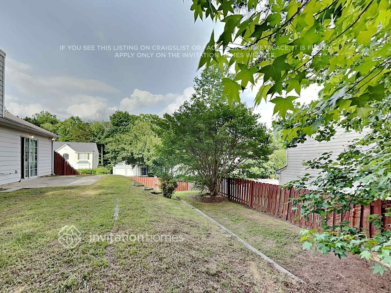 Building Photo - 3305 Northcliff Dr