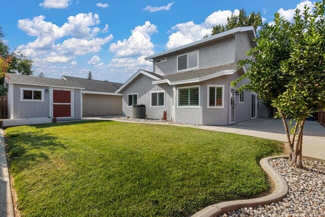 Building Photo - SHOWING WEDNESDAY 10/29 & FRIDAY 10/31 @ 1...