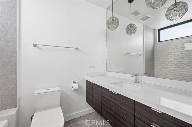 Building Photo - 300 25th St