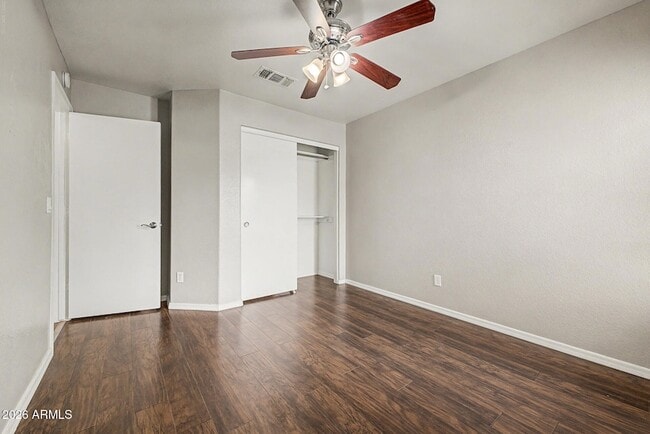 Building Photo - 308 W Liberty Ln