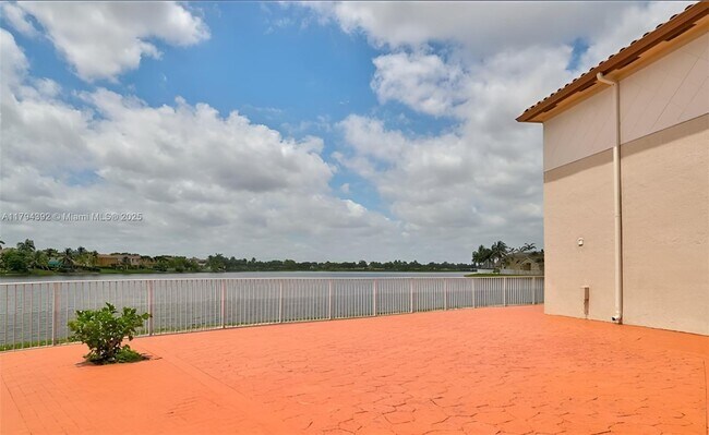 Building Photo - 13500 SW 51st St