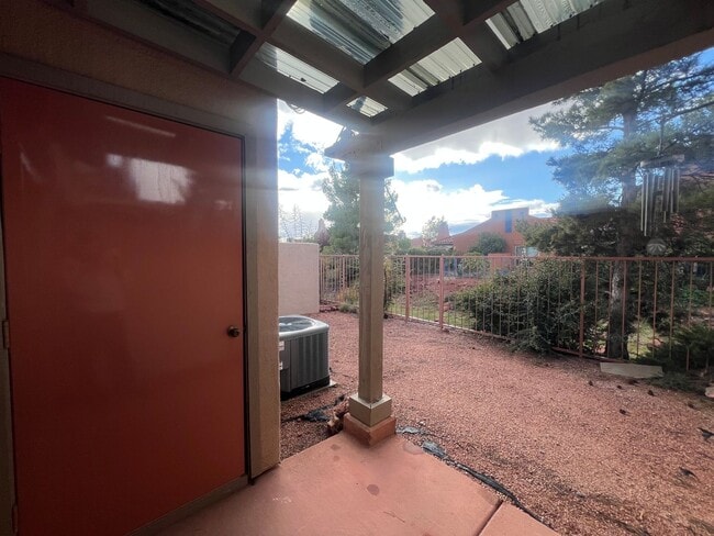 Building Photo - Unfurnished, 1-year long-term rental