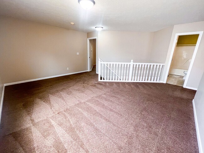 Building Photo - 10640 Northern Dancer Dr