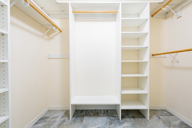 Building Photo - 5534 Berrybrook Cir