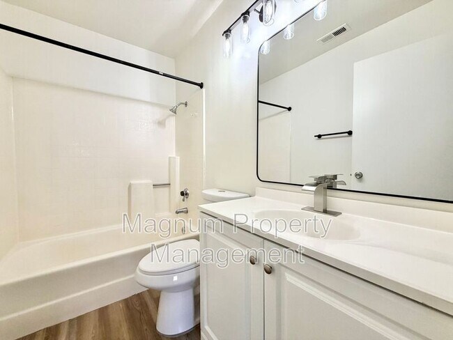 Building Photo - 24690 Rugby Ln