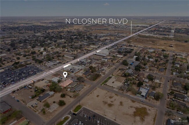 Building Photo - 14 E Peter St