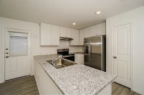 Building Photo - 121 Parish Ln
