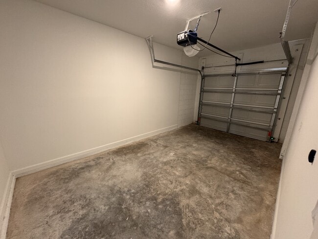Building Photo - 1209 Southstation Pl