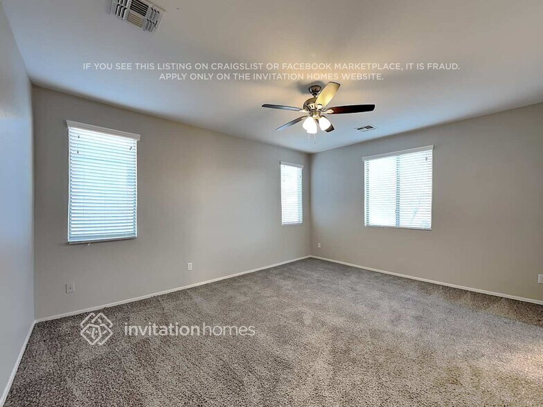 Building Photo - 3689 E Sundance Ave