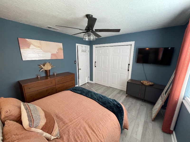 Building Photo - 1465 15th St S