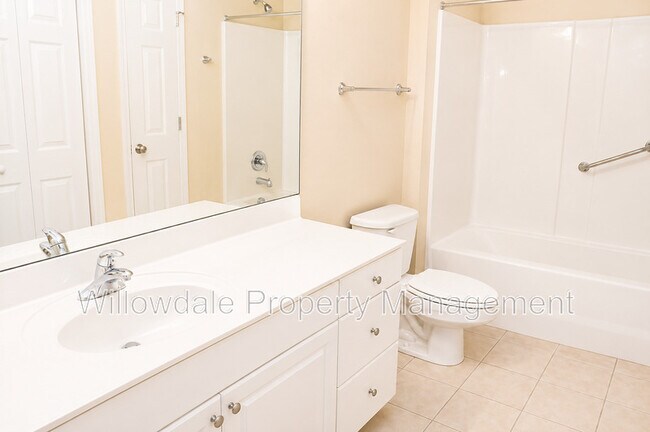 Building Photo - 204 Savannah Ridge Rd
