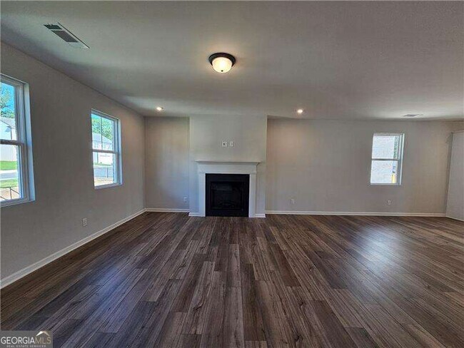Building Photo - 3250 Willow Glade