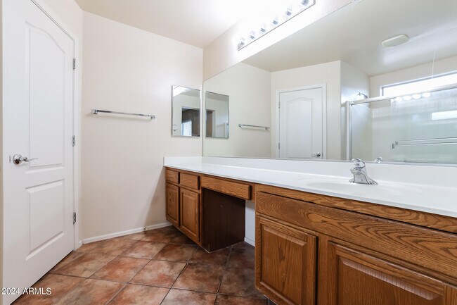 Building Photo - 14944 N 174th Dr