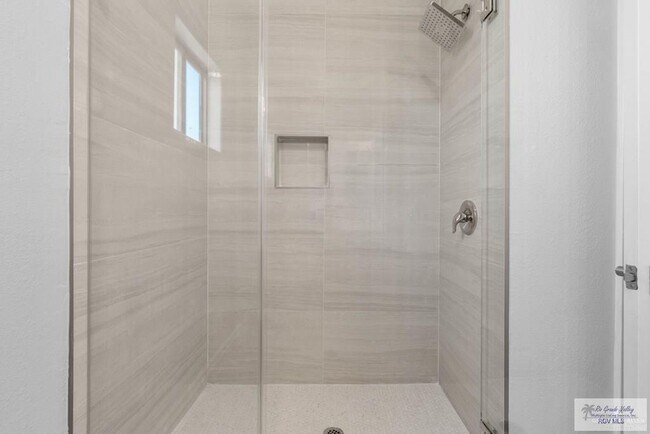 Building Photo - 30 Portofino Blvd