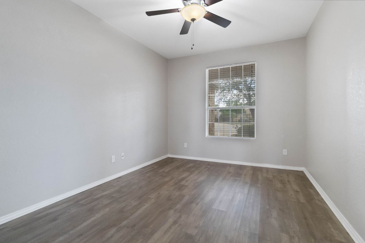 Building Photo - 3637 Double Diamond