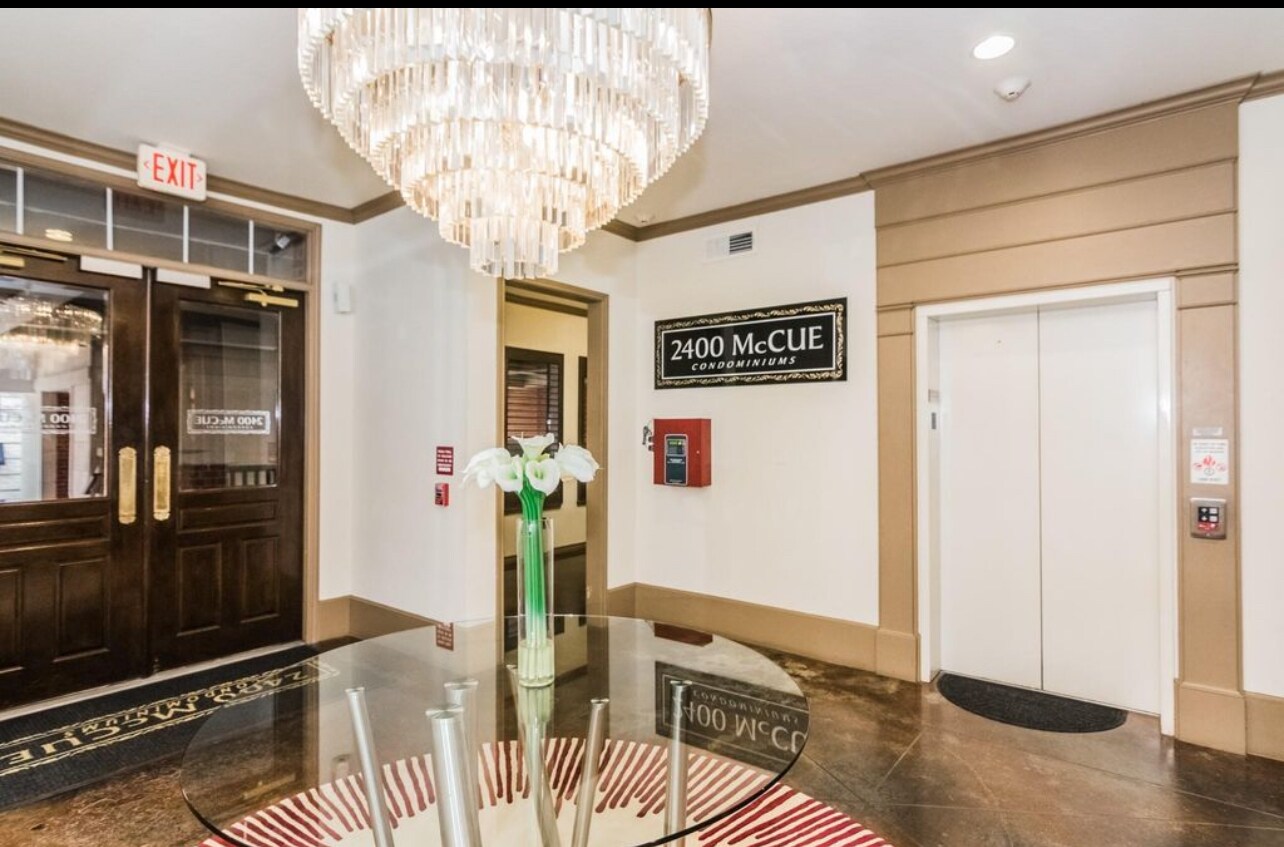 Building Photo - 2400 McCue Rd