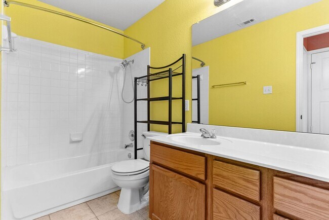 Building Photo - 6303 Blayney Dr