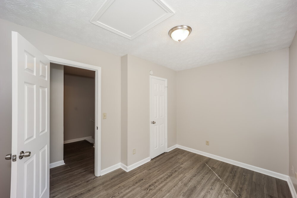 Building Photo - 6155 Forrest Ave