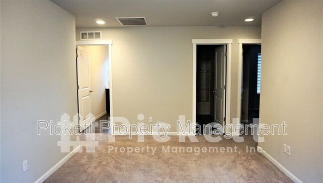 Building Photo - 1861 Claret Loop NW