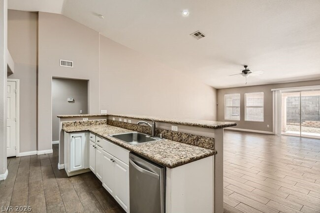 Building Photo - 8909 Big Plantation Ave