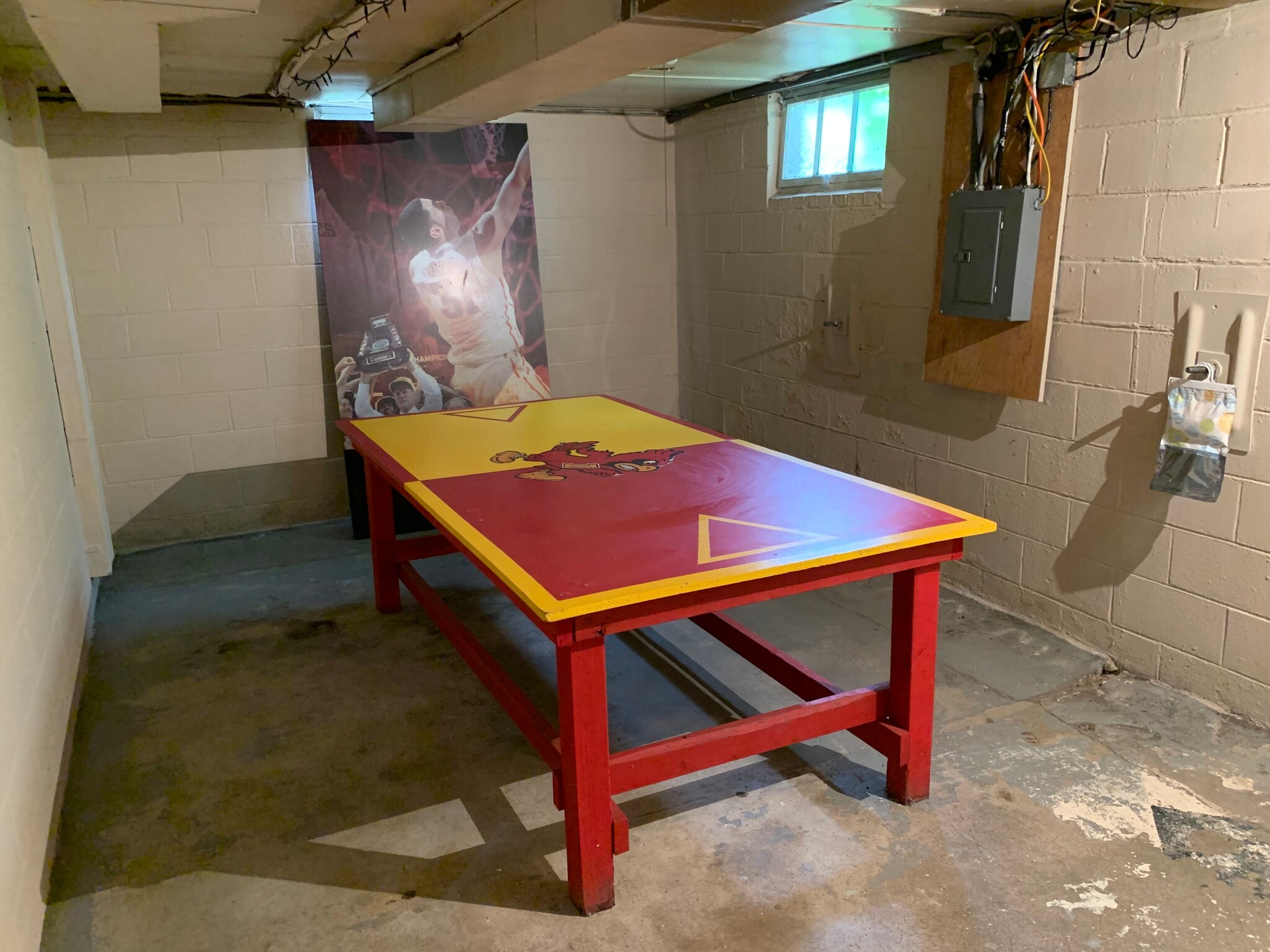 Basement Gameroom - 2902 Wood Street