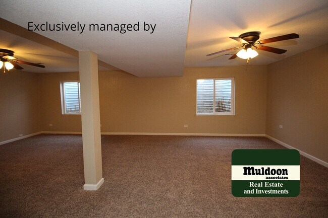 Building Photo - Pet Friendly and Spacious HOME!! Available Soon!
