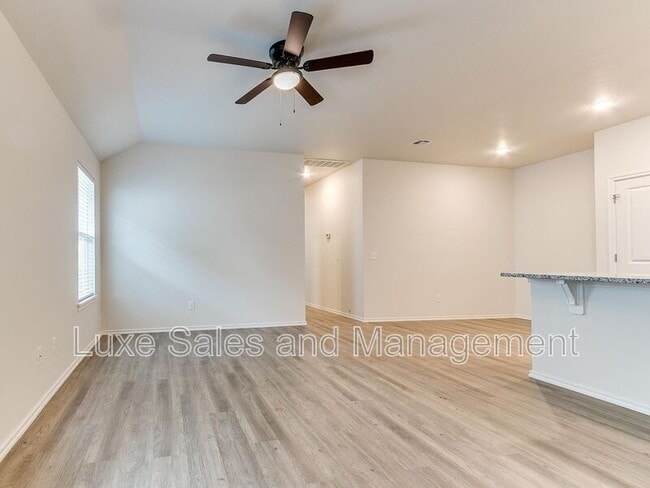 Building Photo - 7307 NW 38th St