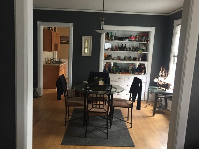 Building Photo - 2432 S Burrell St