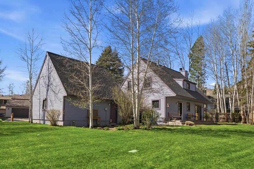 Building Photo - 2635 Little Kate Rd