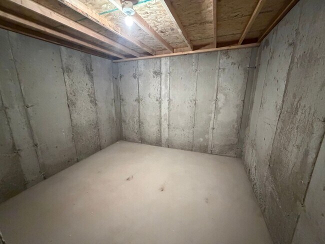 Building Photo - BRAND NEW HOME!!!