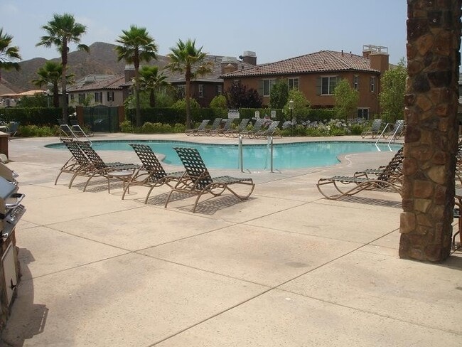 Building Photo - COMING SOON! Charming 2-Bedroom Townhome with Community Amenities in Saugus!