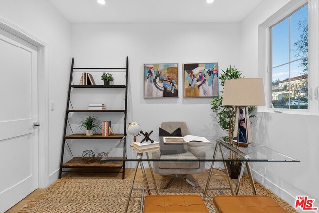 Building Photo - 9036 W 24th St