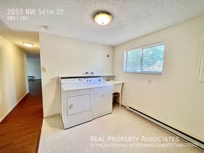 Building Photo - Incredible 2-Bedroom House in Ballard! Fen...