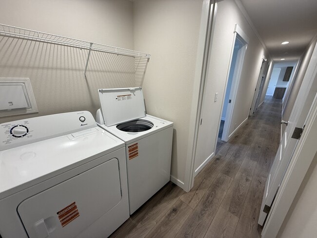 Building Photo - 7250 US-89