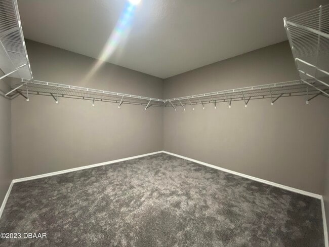 Building Photo - 548 Aeolian Dr