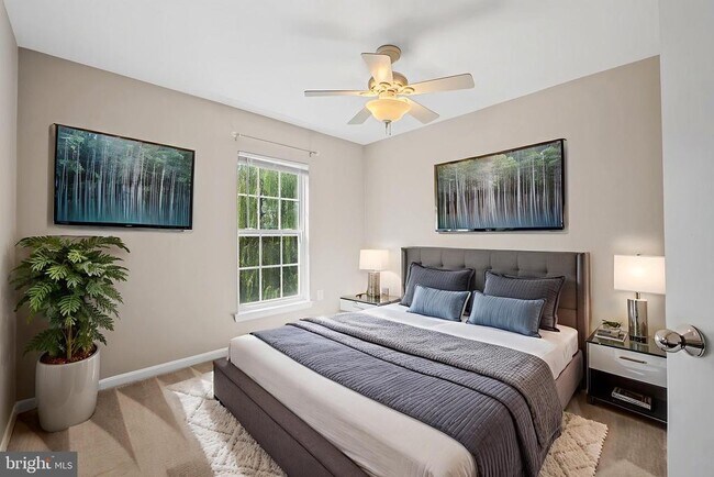 Building Photo - 23404 Rainbow Arch Dr