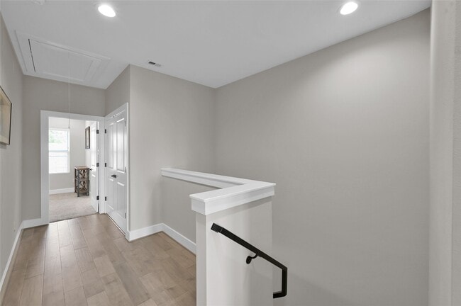 Building Photo - 2103 Bevis St