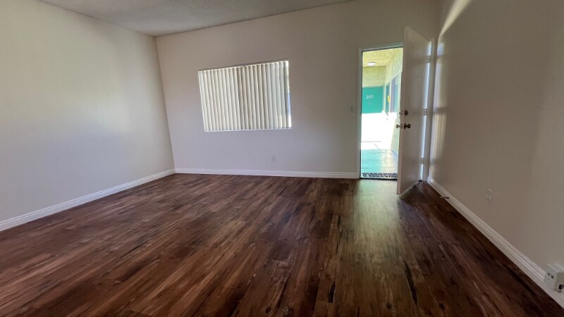 Building Photo - 7424 Radford Ave