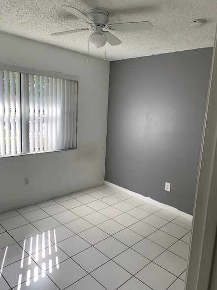Building Photo - 14867 SW 104th St