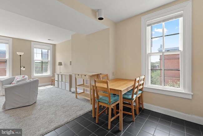 Building Photo - 1435 Bolton St