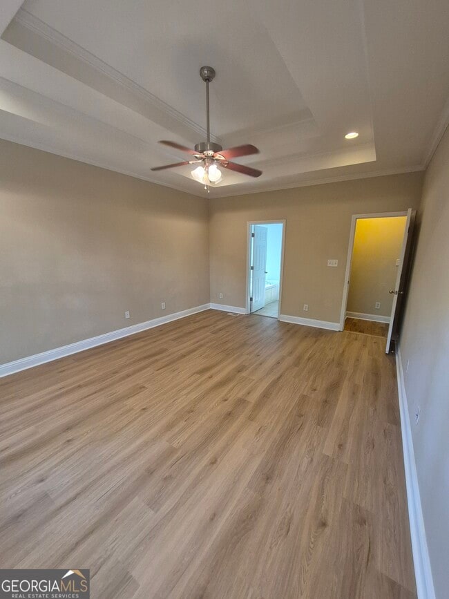 Building Photo - 325 Veranda Park Ln