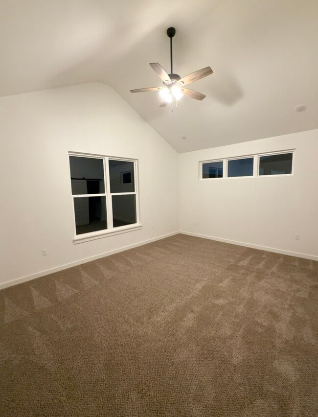 Building Photo - 301 Primrose Pt