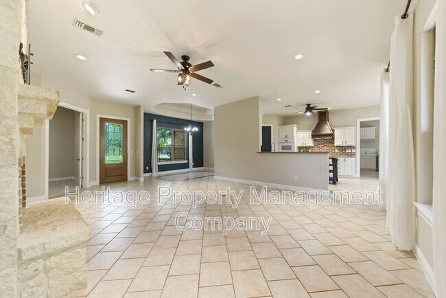 Building Photo - 143 Lantana Ridge