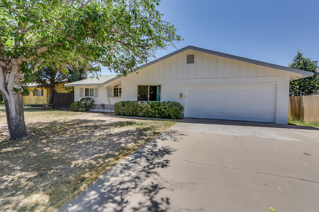 Primary Photo - COMPLETELY REMODELED HOME WITH POOL LOCATE...