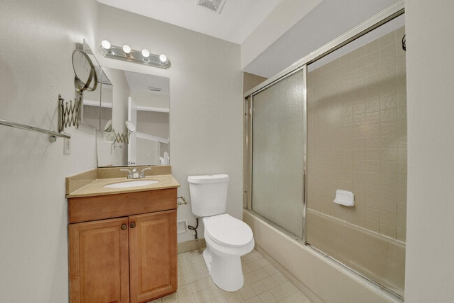 Building Photo - 6371 Toulon Dr
