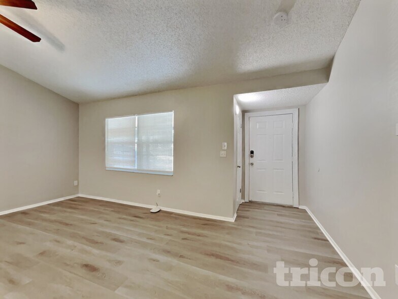 Building Photo - 3154 Macdonald Drive Clearwater FL