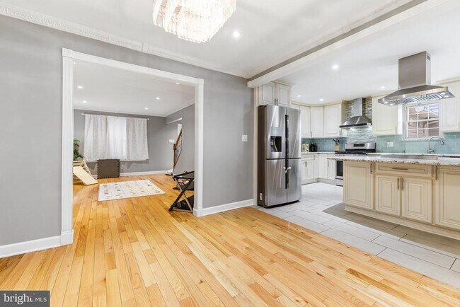 Building Photo - 203 Jonathan Ln