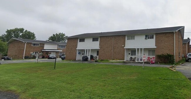 Primary Photo - 79 Yaun Ave
