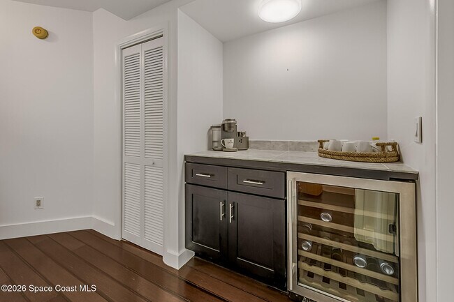 Building Photo - 7415 Aquarina Beach Dr