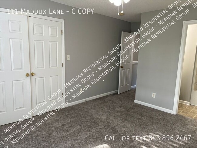 Building Photo - 111 Maddux Ln